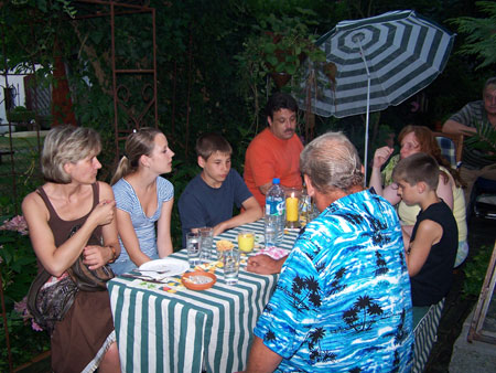 Filou spielt